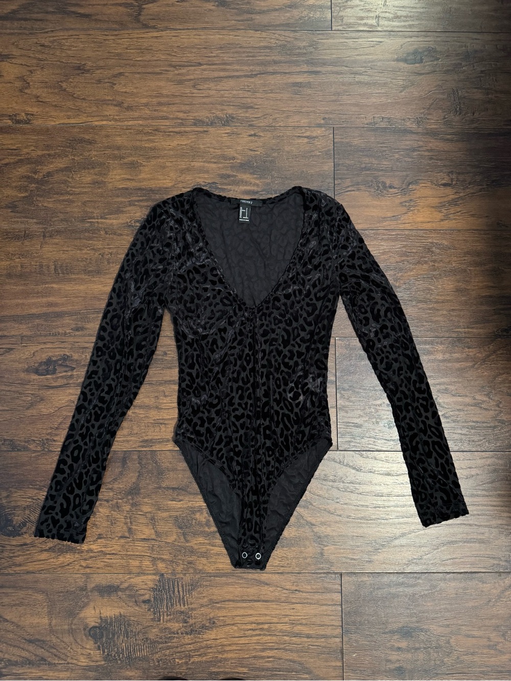 Forever 21 Black Velvet Leopard-Print Long Sleeve Bodysuit